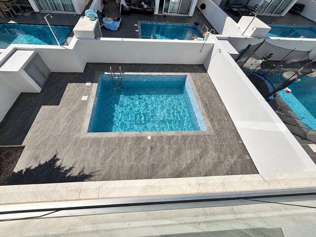 For Rent - Spacious 3 Bedroom House in Oroklini Area with Private Pool – photo 2