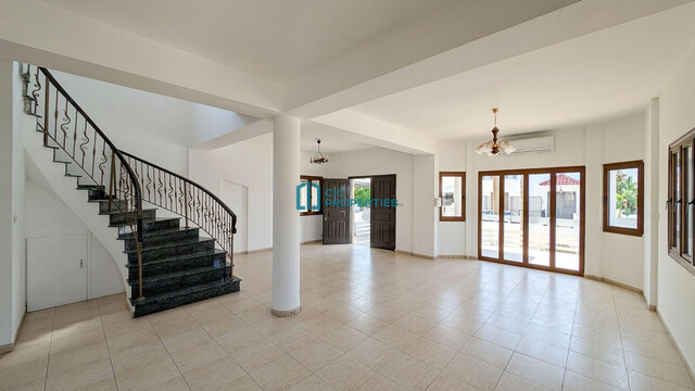 Detached Two Storey House in Aradippou, Larnaca – photo 9