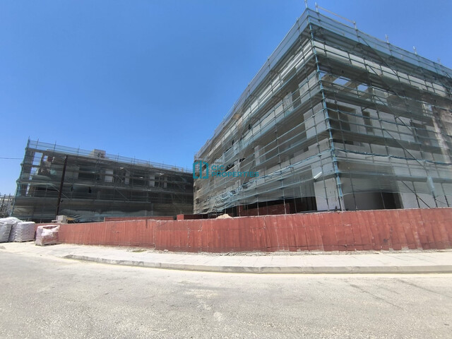 Modern 1 Bedroom  Apartment Top Floor With Communal Pool Dhekelia Road – photo 19
