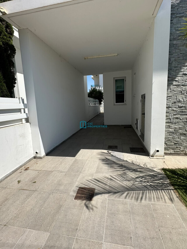 complexLiving-6a86afe872110.jpg
