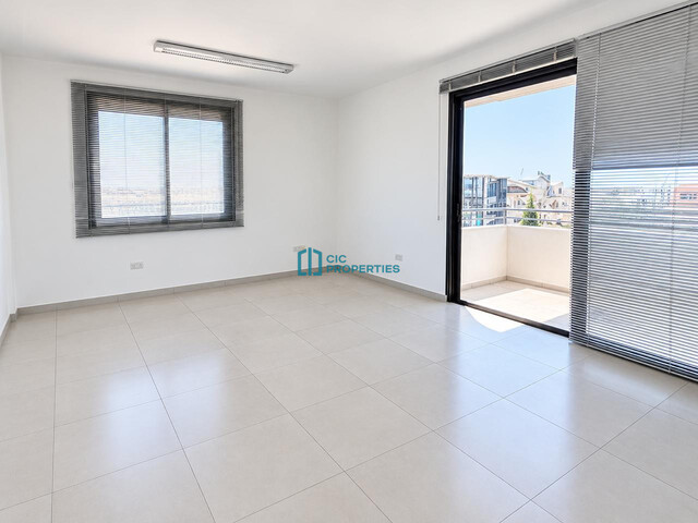 Spacious 180 m2 | Office in the heart of the Aradippou with Highway Access – photo 3