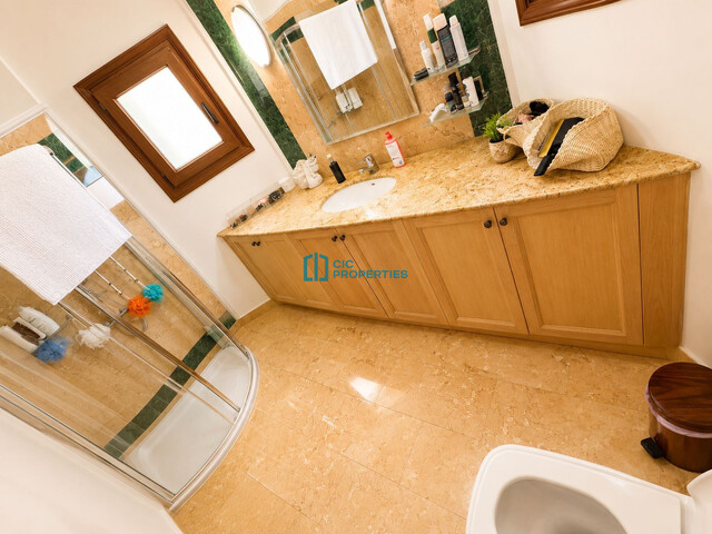 complexLiving-6a0d85f96b5c8.jpg