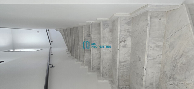 complexLiving-6a2667eb8c0e0.jpg