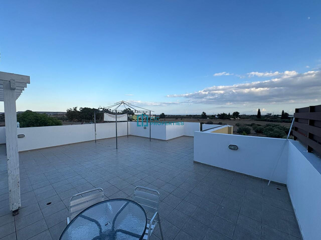 For Rent - Fully Furnished - 2 Bedroom Apartment in Oroklini with Communal Pool Acces – photo 8