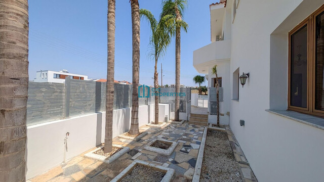 Detached Two Storey House in Aradippou, Larnaca – photo 7
