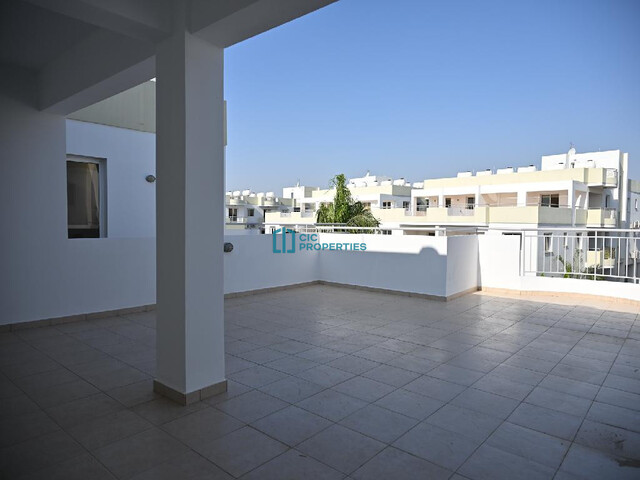 Three Bedroom Pyla Apartment with Communal Pool Access in a Gated Complex – photo 9