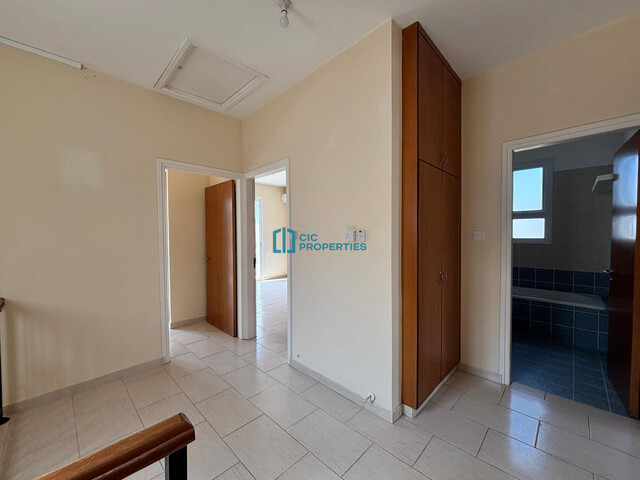 detachedHouse-6a8d51503fc0c.jpg