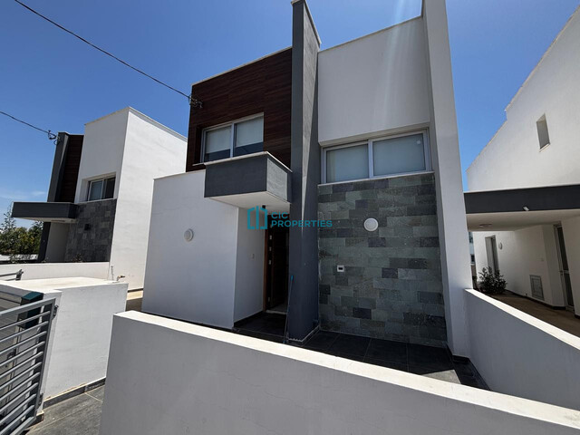 semiDetachedCottage-6a01ac64ddaef.jpg