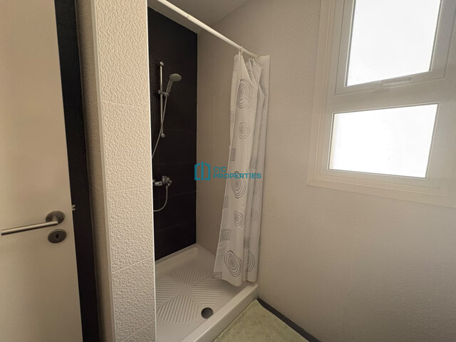 Sea Front Villa With Private Pool in Perivolia, Larnaca – photo 24