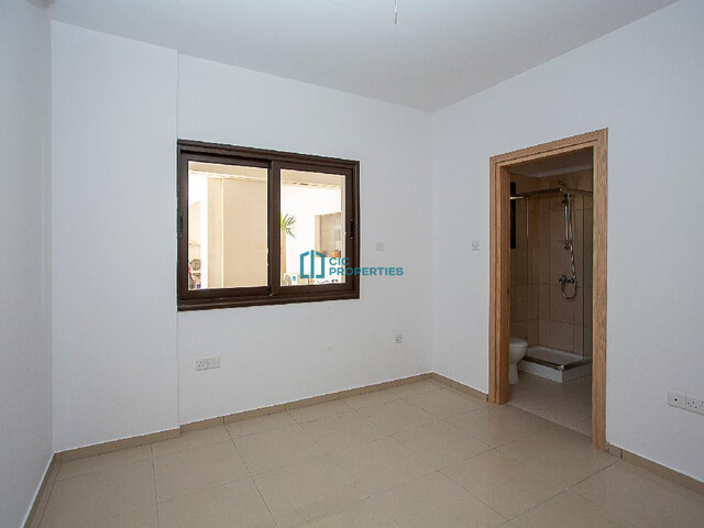Spacious 2 Bedroom Tersefanou Apartment in Gated Complex with Communal Pool – photo 6