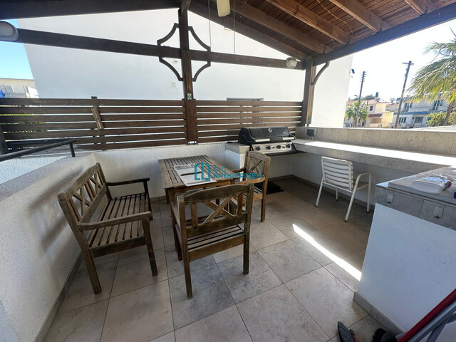 detachedHouse-6a228f7382e6c.jpg
