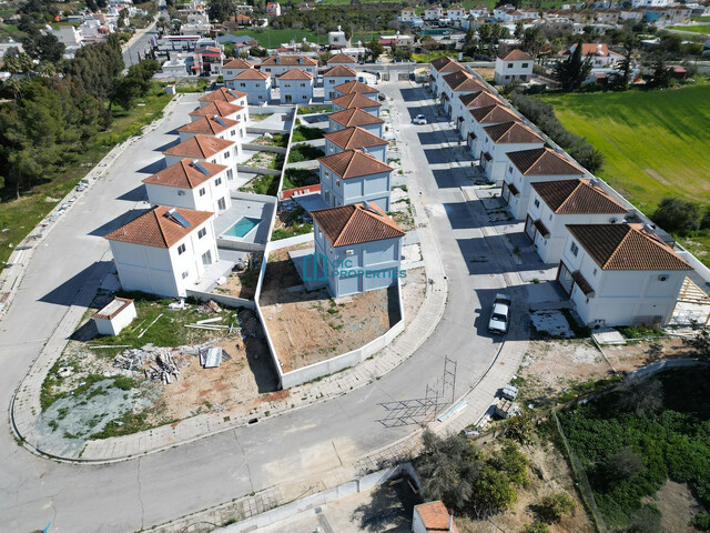 complexLiving-6a4e50c18d113.jpg