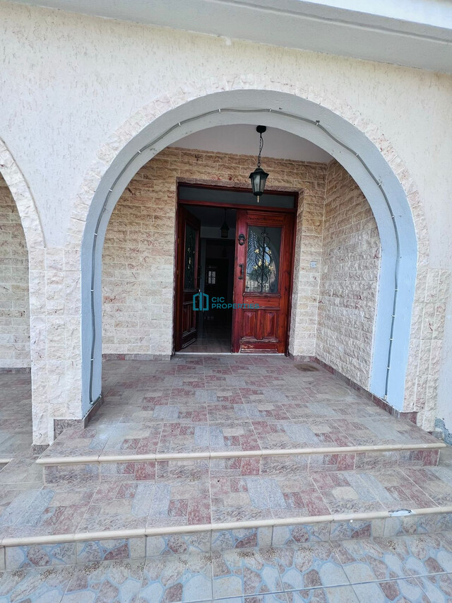 detachedHouse-6a8d8405a9934.jpg