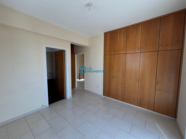 detachedHouse-6a8d515033f0a.jpg