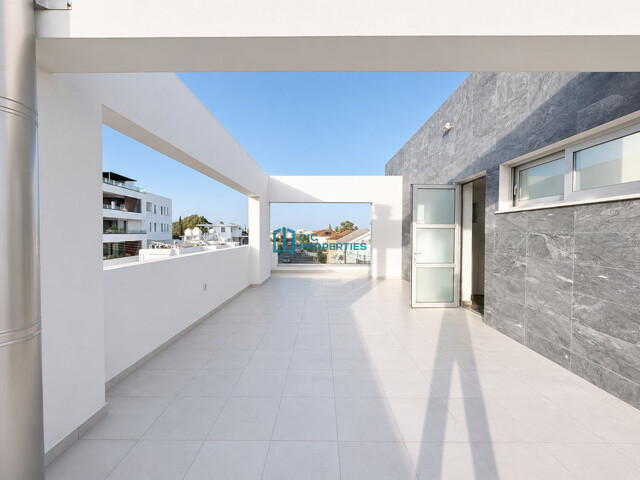 Spacious Five Bedroom Home for Sale in Quiet Kamares Area with Swimming Pool – photo 16