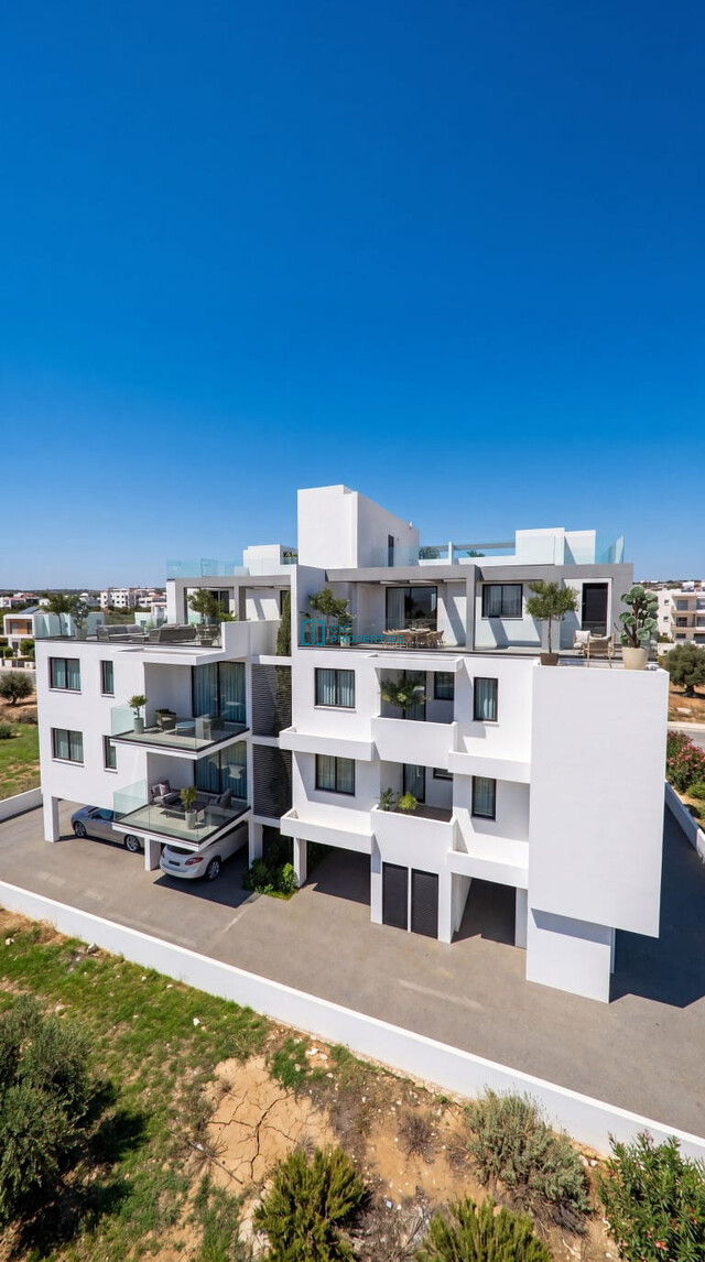 Penthouse 2 Bedroom Apartment in Vergina Area of Larnaca – photo 1
