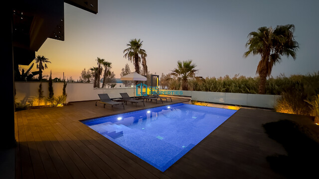 Luxury Seafront - 3 Bedroom Villa in Ayia Napa with Private Pool – photo 2