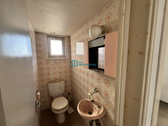 Spacious 200 m2 Office in Chrisopolitisa Area of Larnaca - Near Salina Park – photo 8