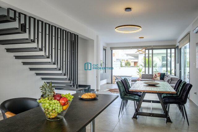 complexLiving-6a71aff158252.jpg