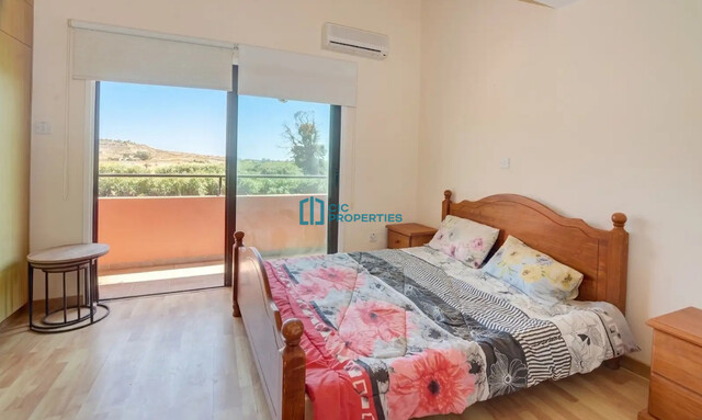 semiDetachedCottage-6a1eaaaef125b.jpg