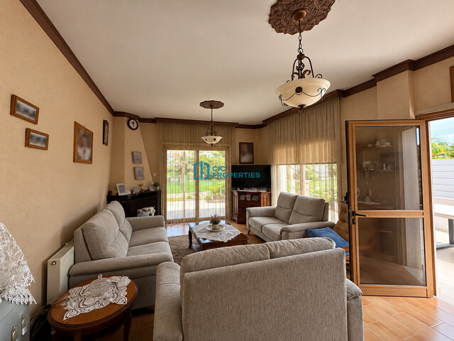 Scenic 4 Bedroom Detached House in Oroklini Area  with Mountain Views  & Photovoltaic Panels – photo 4