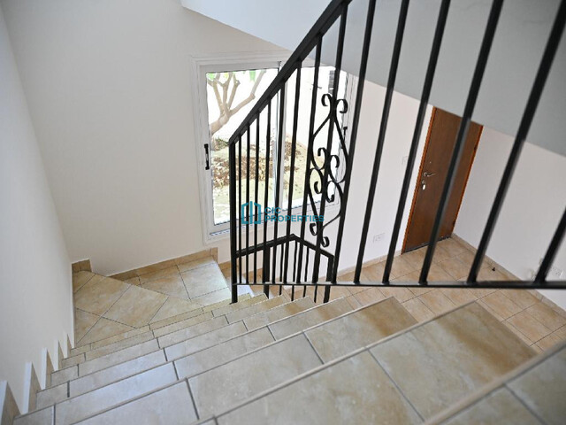 Cozy Maisonette with Three Bedrooms in Oroklini Area with Small Front & Back Garden Area – photo 7
