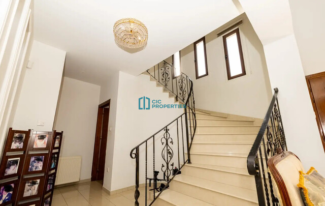 complexLiving-6a38ec10554f2.jpg