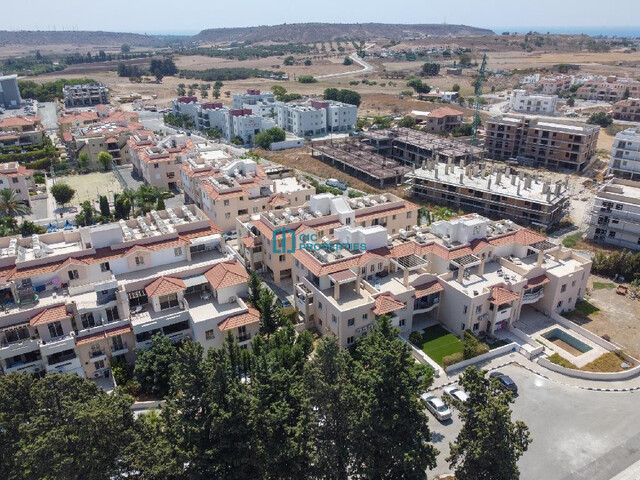 Studio Apartment with Communal Pool in Pyla - Gated Complex – photo 8