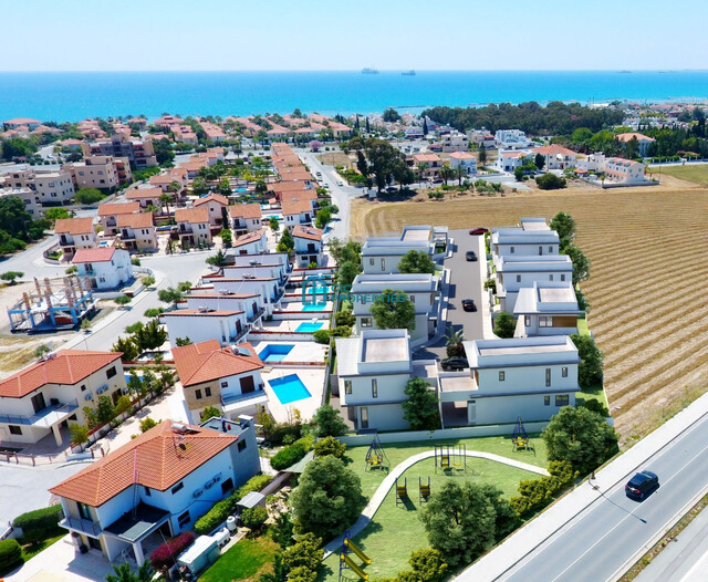 Modern 3 Bedroom Detached Home on Dhekelia Road  - Pyla Tourist with Private Pool – photo 21