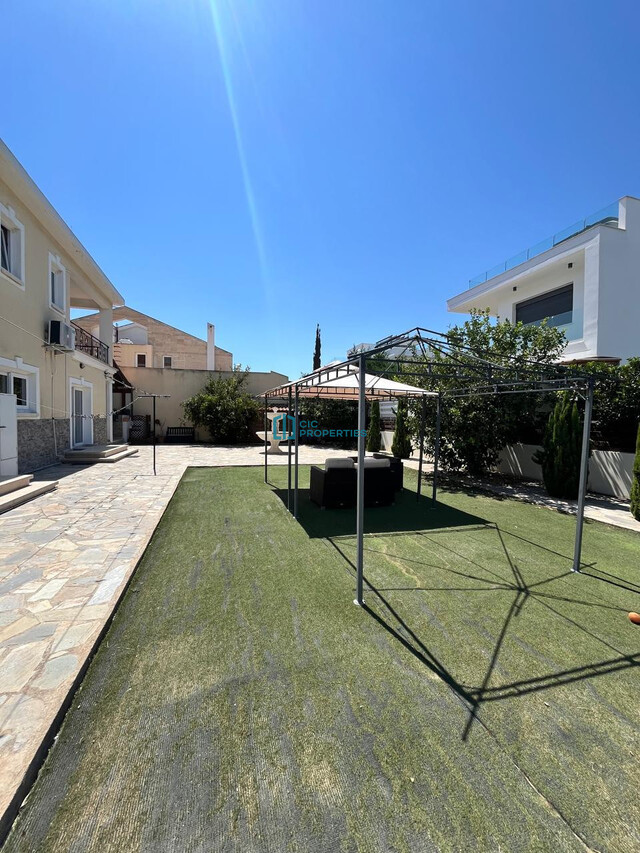 Spacious 4-Bedroom Dhekelia Road Villa with Large Plot – photo 24