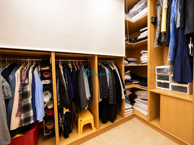 complexLiving-6a0d85f967285.jpg
