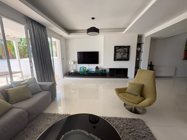 Sea Front Villa With Private Pool in Perivolia, Larnaca – photo 26