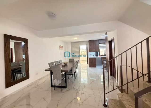 complexLiving-6a6716ca16228.jpg