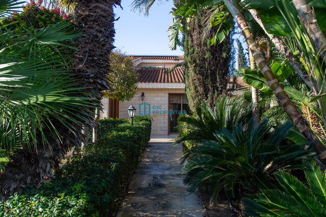 Fully Furnished 4 Bedroom Villa in Quiet Aradippou Area with Private Pool & Big Garden Area - For Rent – photo 25