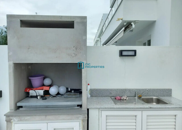detachedHouse-6a2130824994e.jpg