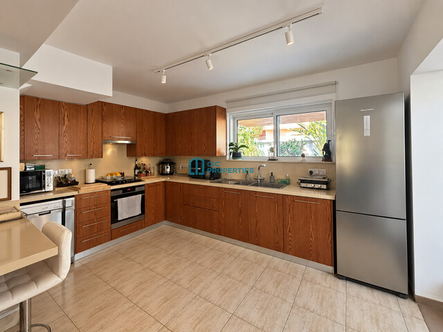 Contemporary -  3 + 1  Bedroom & 2 Bathrooms Detached House with Photovoltaic Panels  in A Quiet Complex of Mazotos -  Walking Distance To The Beach – photo 3