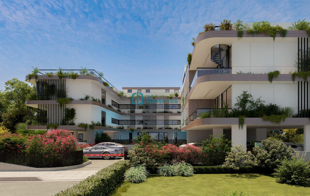 Two Bedroom Apartment  in Gated Complex with Communal Pool  in Quiet Livadia Area – photo 2