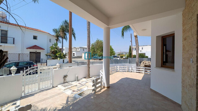 Detached Two Storey House in Aradippou, Larnaca – photo 6