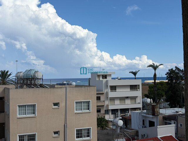 Spacious 3-Bedroom Apartment Near Port Area with Sea Views & City Views of Larnaca – photo 12