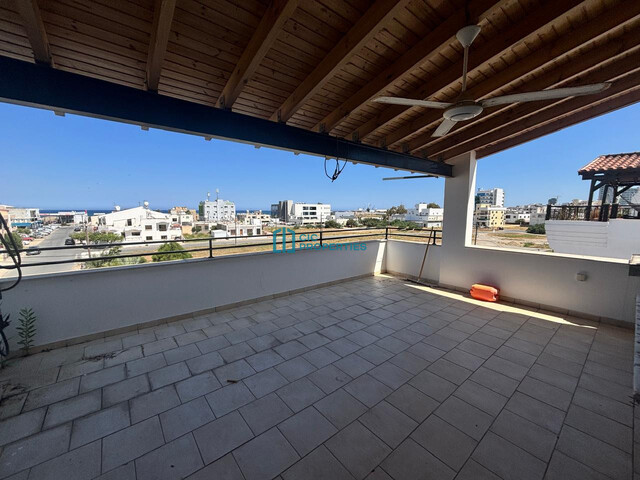 apartment-6a34f1cb4e330.jpg