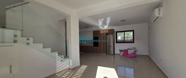Detached Five Bedroom Home for Sale on Dhekelia Road - Pyla Touristic Area – photo 3