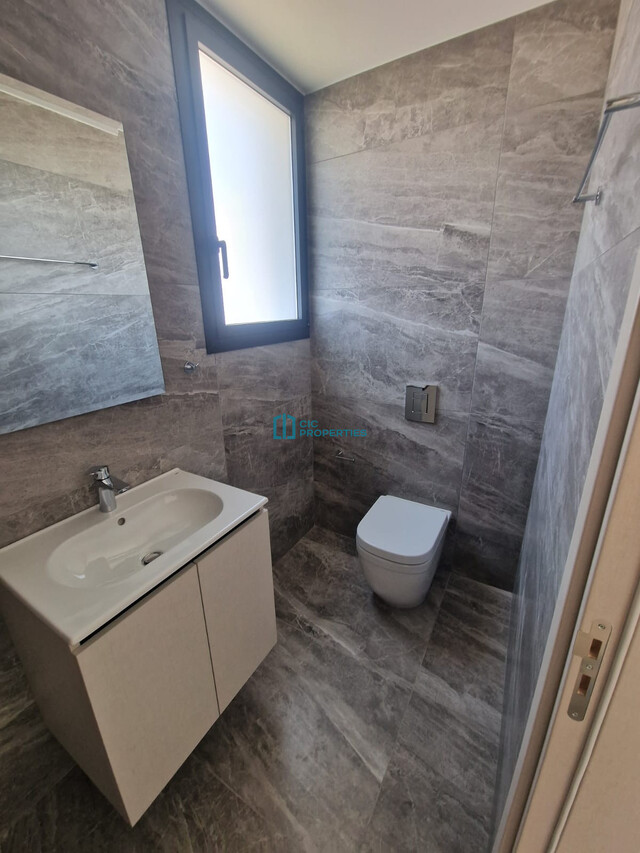 Modern Penthouse Apartment in Vibrant Kamares Area – photo 11