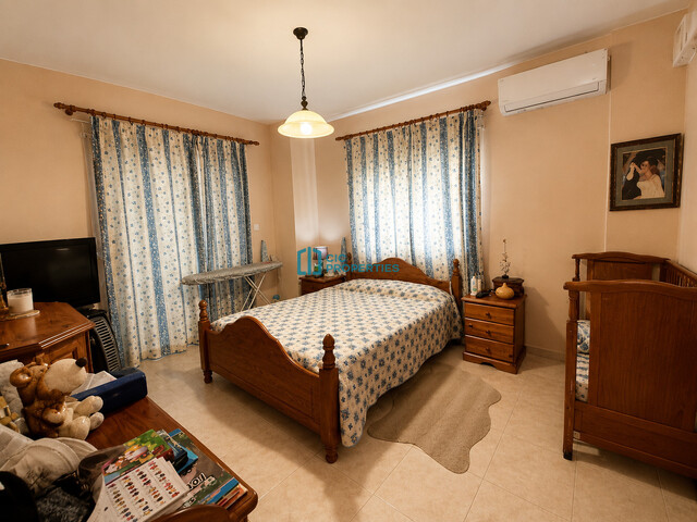 detachedHouse-6a59d76785973.jpg