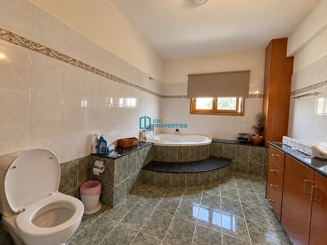 Scenic 4 Bedroom Detached House in Oroklini Area  with Mountain Views  & Photovoltaic Panels – photo 9