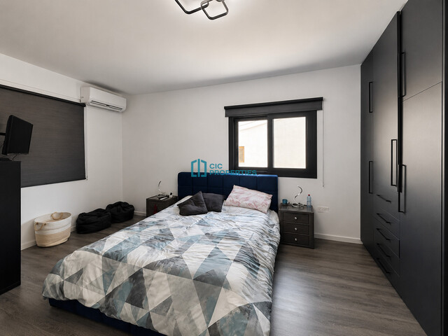 Recently Renovated - Three Bedroom + 1 Office  Detached House in Oroklini With Private Pool And Landscaping Garden Area – photo 15