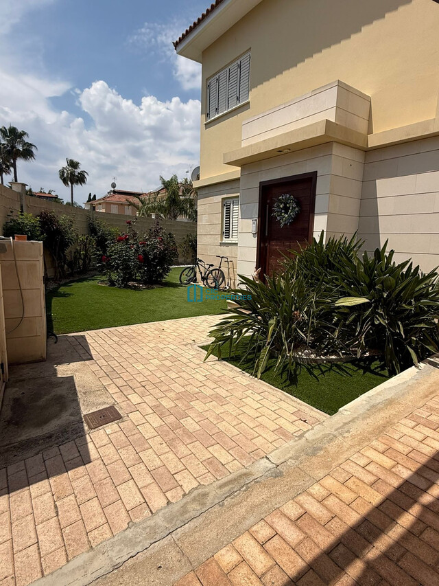 Fully Furnished 4 Bedroom Villa with Private Overflow Pool On Dhekelia Road - Pyla Touristic Area in Gated Complex – photo 18