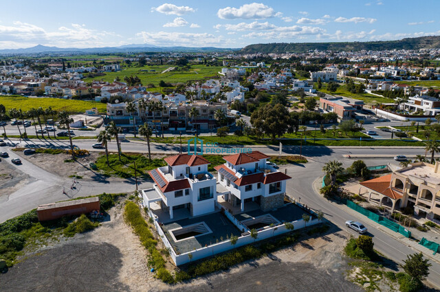 complexLiving-6a55fa7675095.jpg