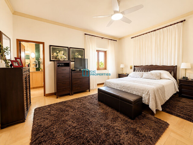 complexLiving-6a0d85f955547.jpg
