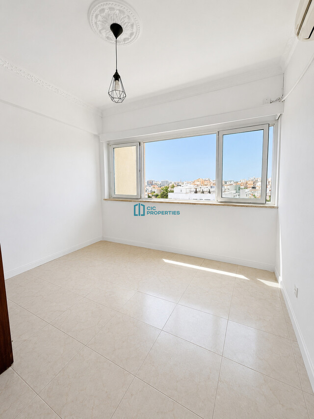 Bright 2 Bedroom Apartment in Quiet  Drosia Area of Larnaka – photo 6