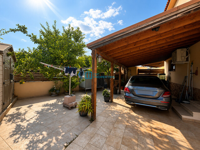 detachedHouse-6a59d380174da.jpg